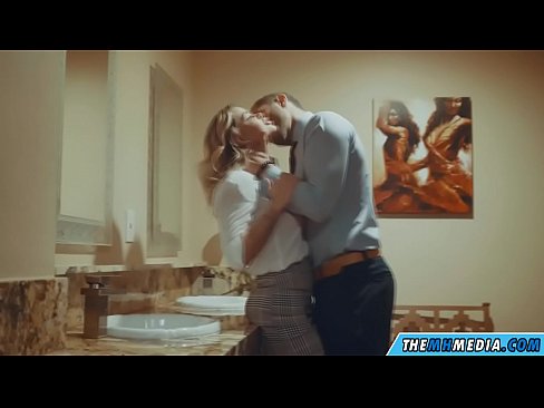 ❤️ Když vás na veřejných záchodcích svádí prsatá blondýna. ❤️❌ Porno u nás cs.onlydesiporn.ru ❌️